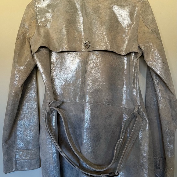 This is a MK leather jacket Size 2. Purchased on Thredup. It’s in great shape. - Picture 10 of 17